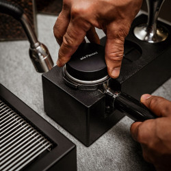 La Pavoni Leveler – Professionele koffieverdeler (zwart)
