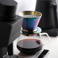 Varia FLO Candy – roestvrij staal Dripper (Varia x Kurasu Kyoto)